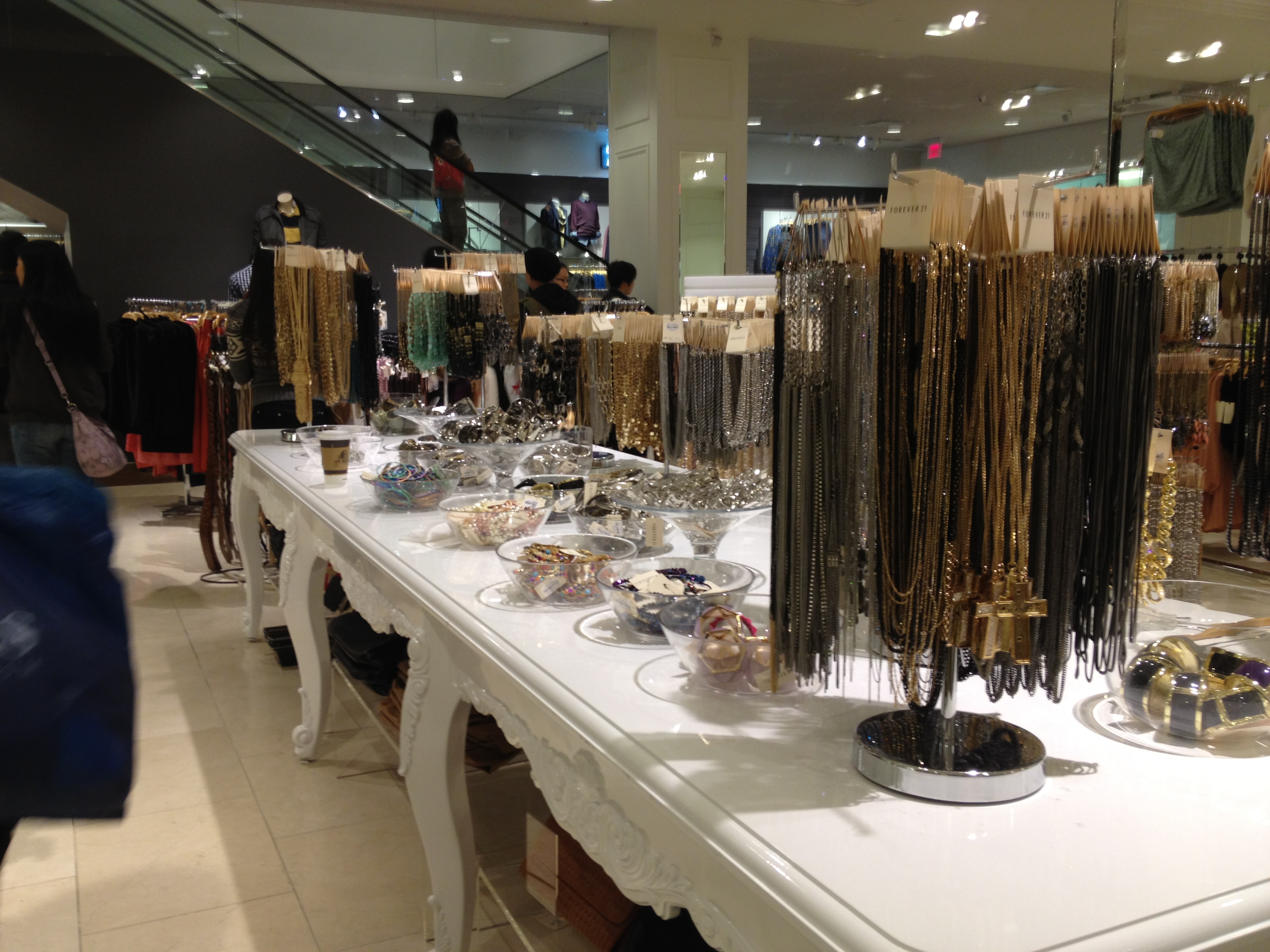 Forever21 Metrotown Jewelry Bar 2